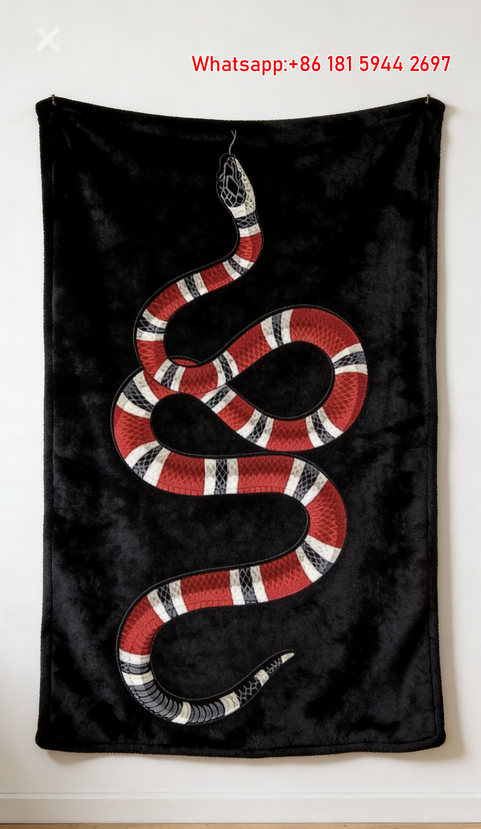 Gucci Iconic Snake Throw blankets Crimson Serpent Tapestry IMG_2689